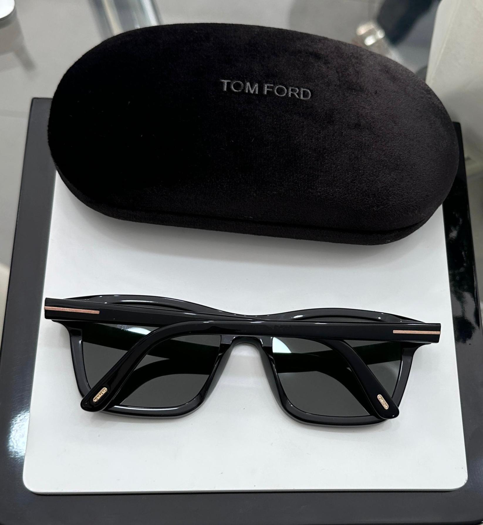 TOM FORD SUN Barron  TF1179